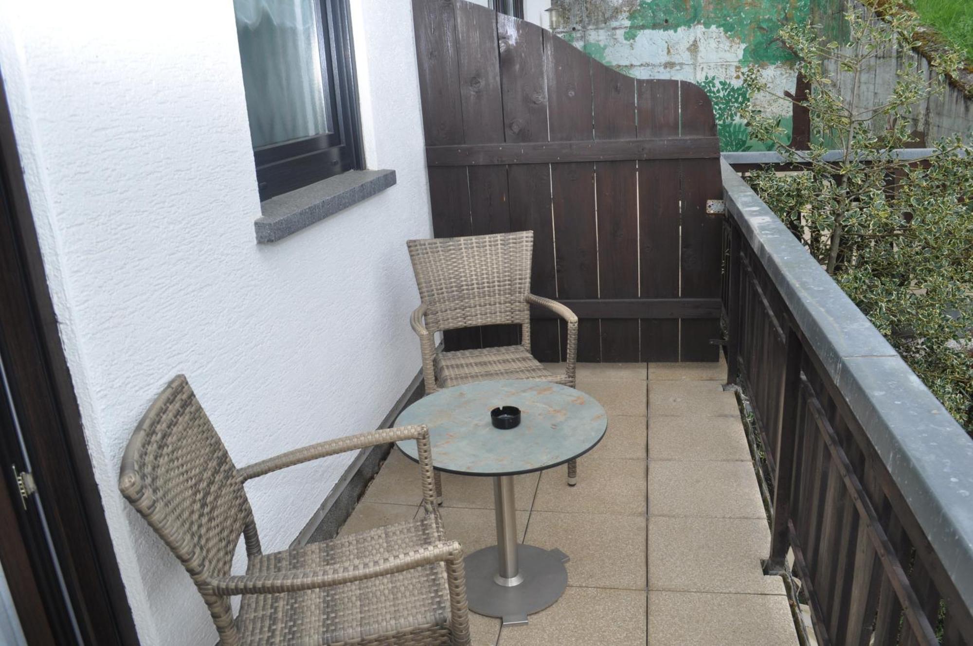 Hotel Kuehns Muehle Oestrich-Winkel Exterior foto